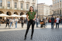 Футболка с корейским жестом Я тебя люблю  Арт. 631 [хаки]