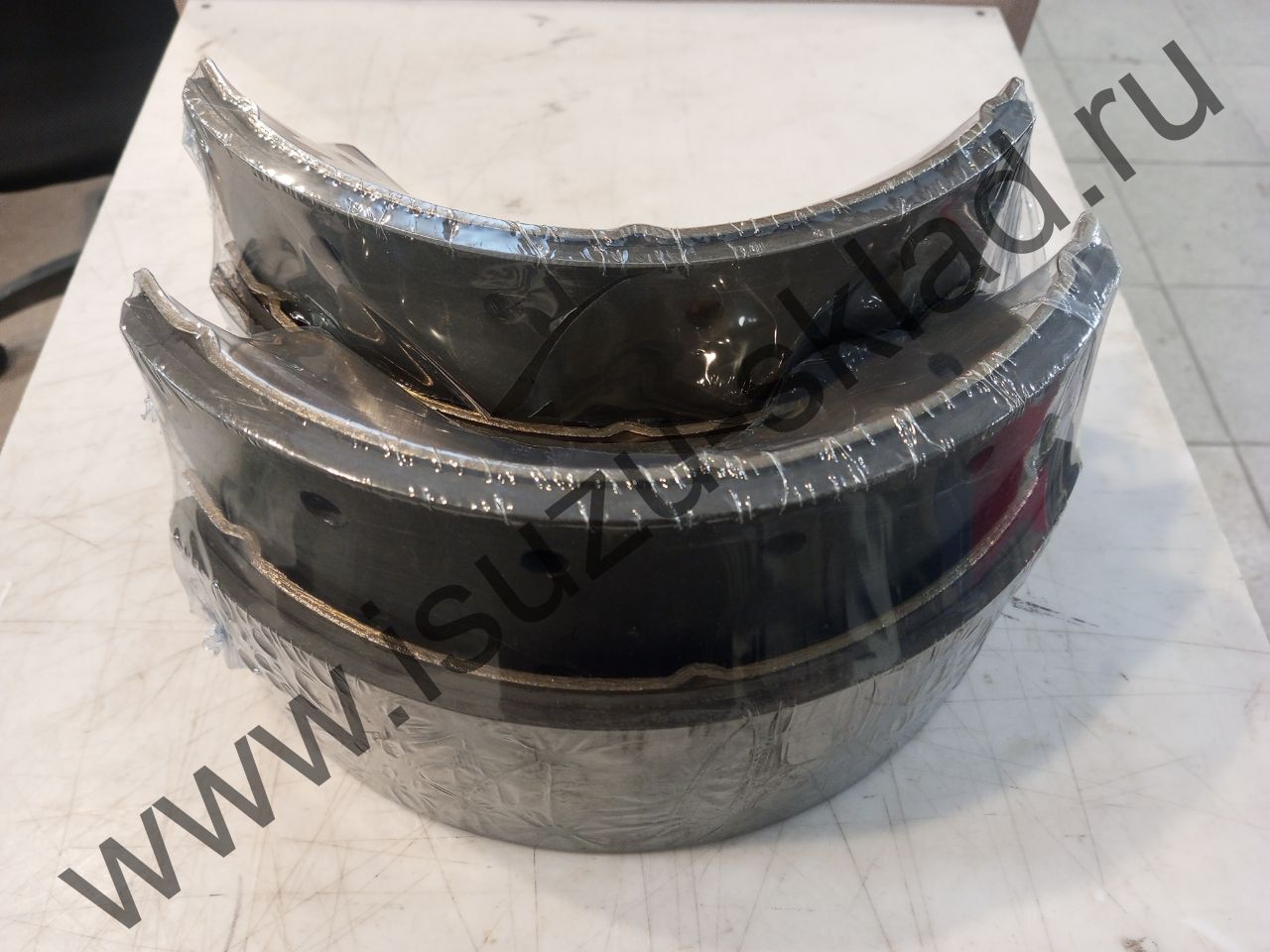 Колодки nps75 4wd передние/задние барабанные