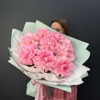 Букет из 9 нежно-розовых французских роз в мятной упаковке