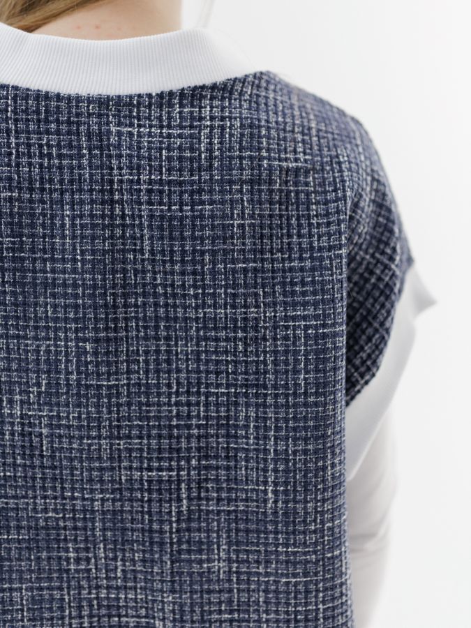 Жилет из итальянского твида