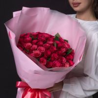 51 розовая роза 40 см (Кения) в пышной упаковке