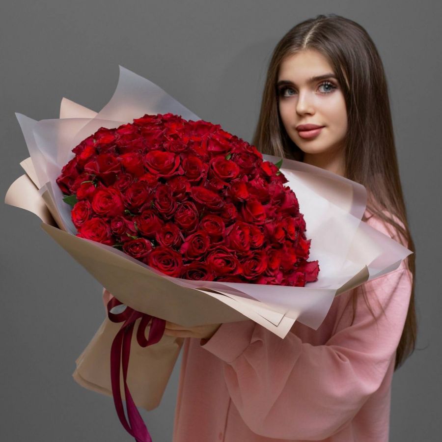 101 роза красная 40 см (Кения) в классическом оформлении