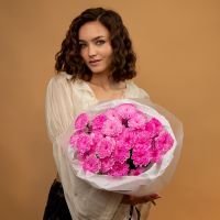 5 ярко-розовых хризантем