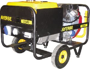 Бензогенератор 10 кВт AYERBE AY 12500T KE