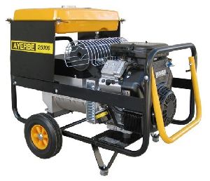 Бензиновый генератор 14 кВт AYERBE AY 20000T VE