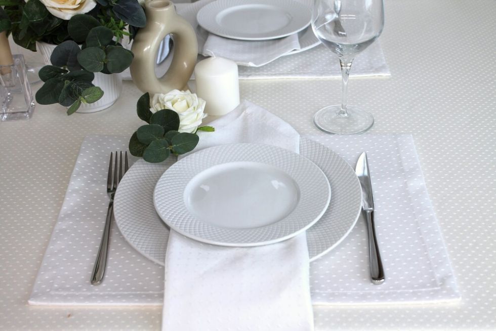 Ричард 1929 цвет 010101 белый шир305