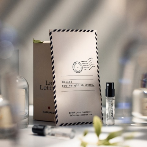 SIENA (Сие́на) пробник аромата 2 мл.