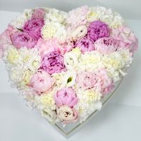 Сердце из Пионов