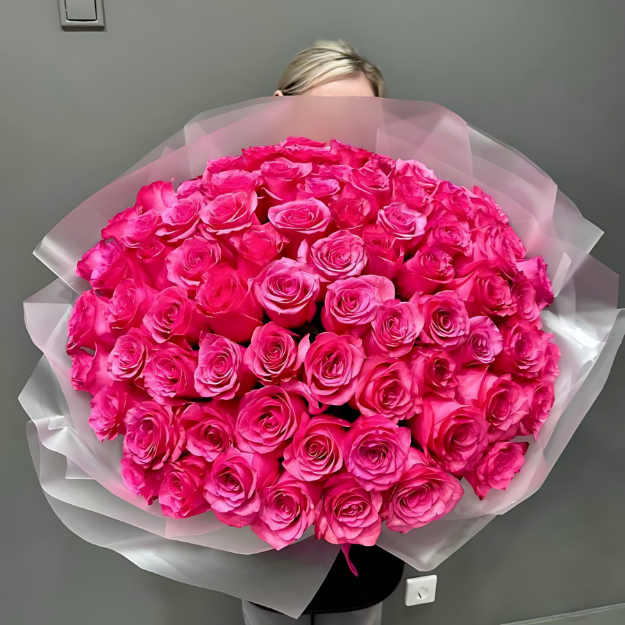Букет из 101 розы, цвета Фуксия