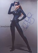 Автограф: Энн Хэтэуэй. Темный рыцарь: Возрождение легенды