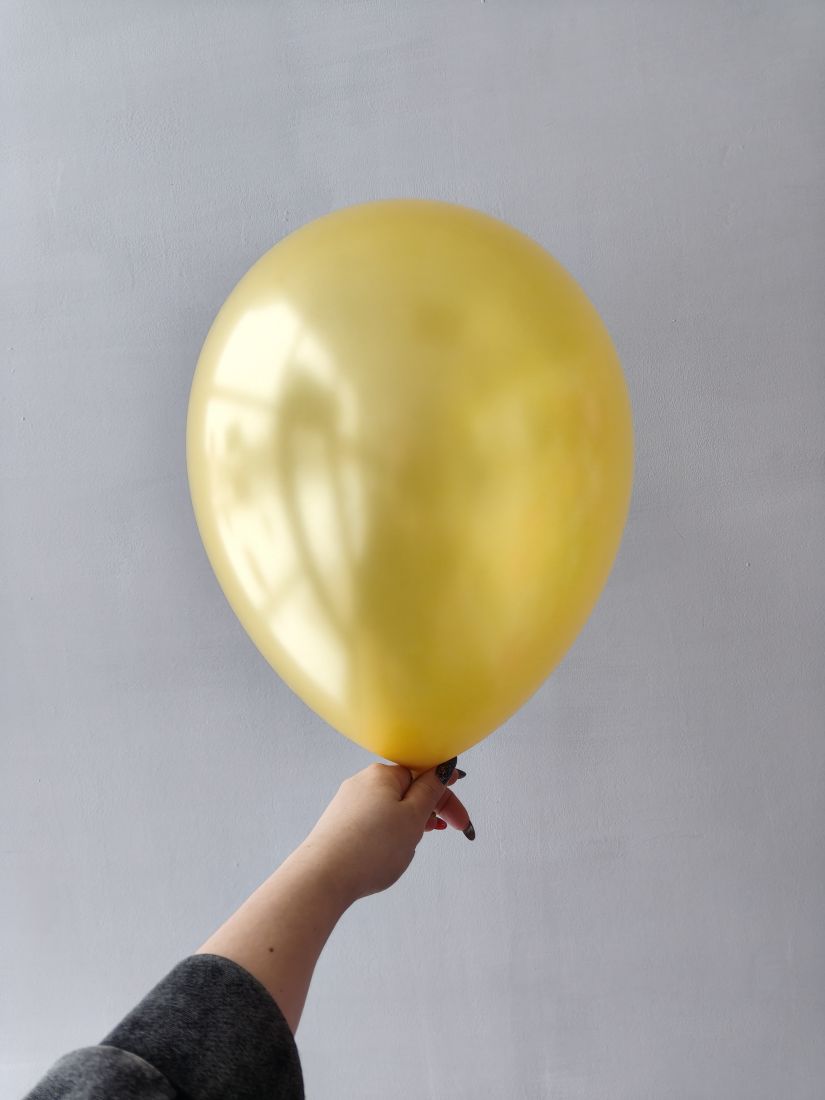 Металлик золото