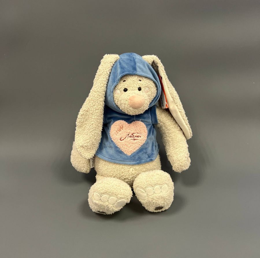 Мягкая игрушка Заяц Вито в кофте
