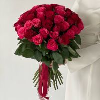 Букет из 35 красно-малиновой розы #5535
