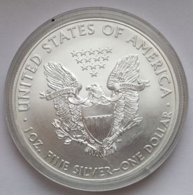 Шагающая свобода (LIBERTY) 1 доллар США 2008 серебро