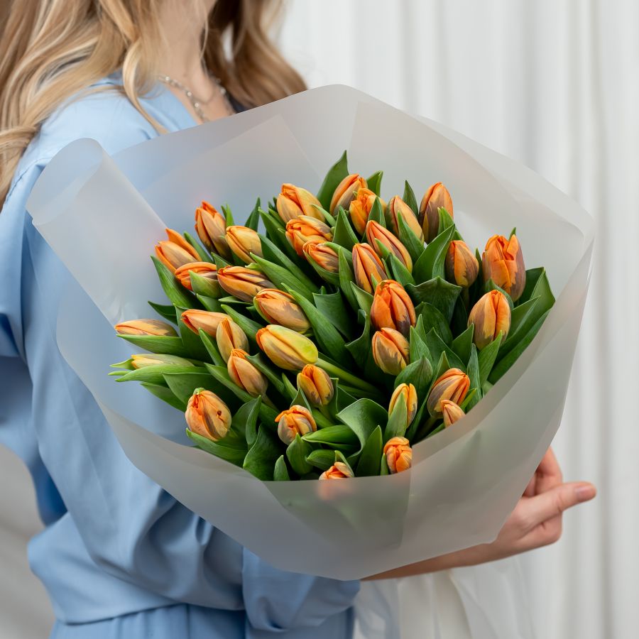 Тюльпаны оранжевые 35шт