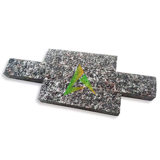 Плитка Амфиболит рваный камень 200*50*20 мм