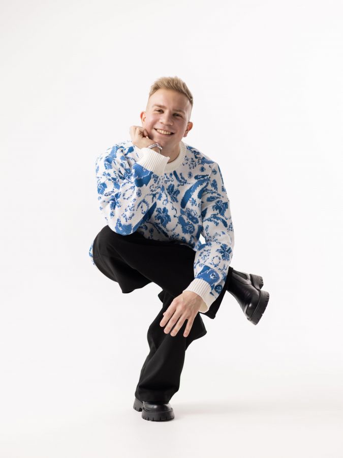 Свитер Гжель