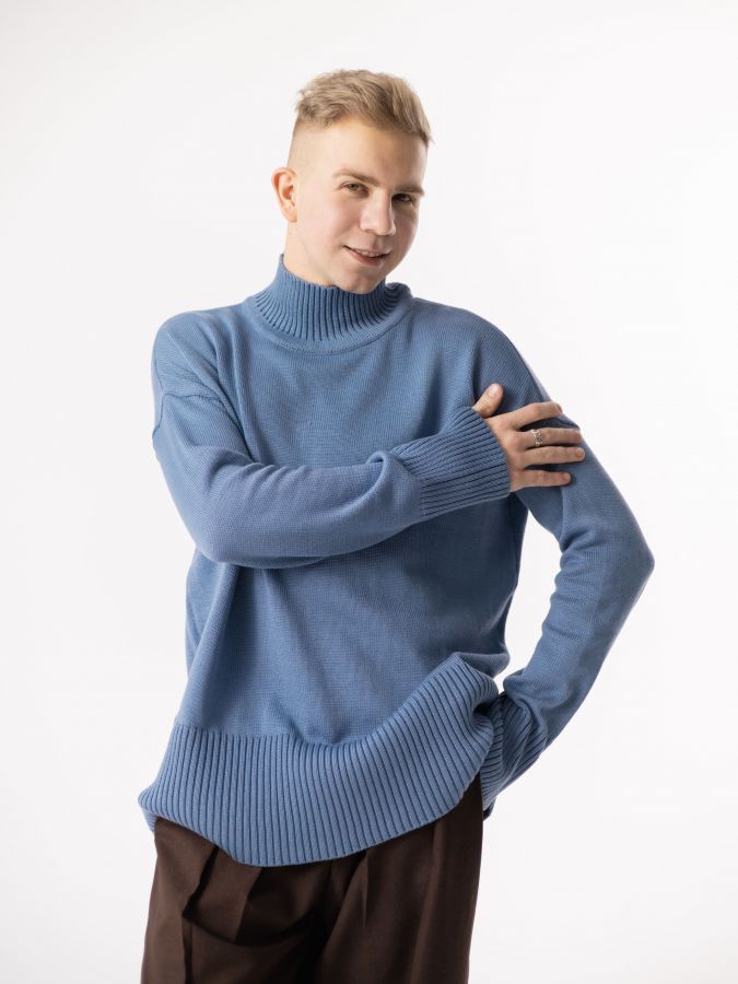 Свитер джинс с воротником