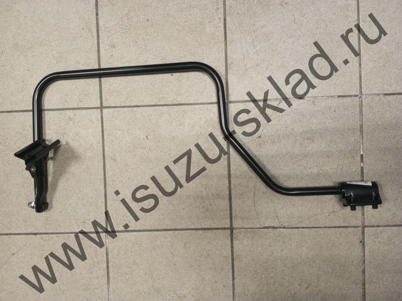 Кронштейн зеркала заднего вида nqr75 в сборе