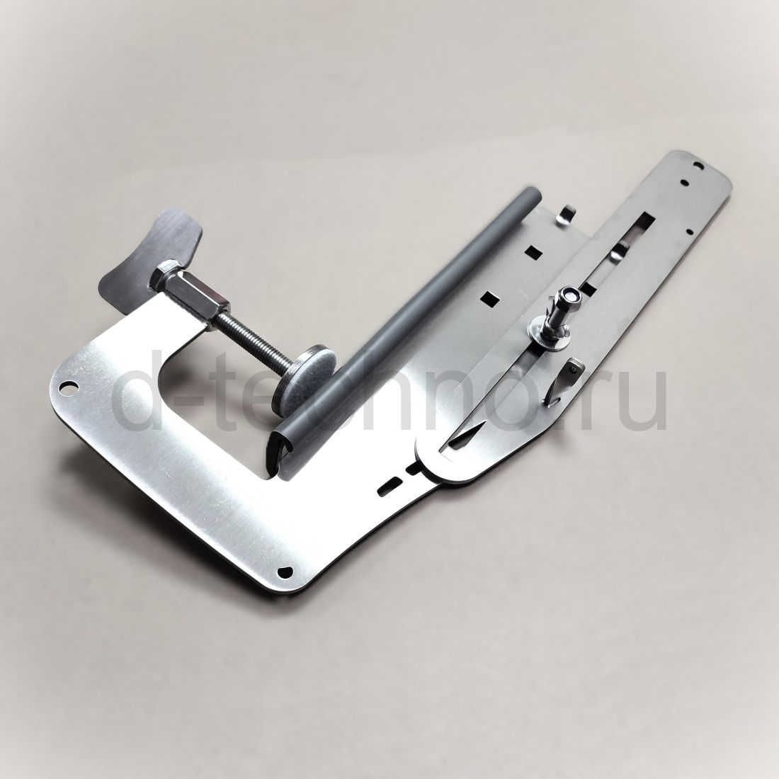 Струбцина крепления датчика эхолота для лодок ПВХ с НДНД