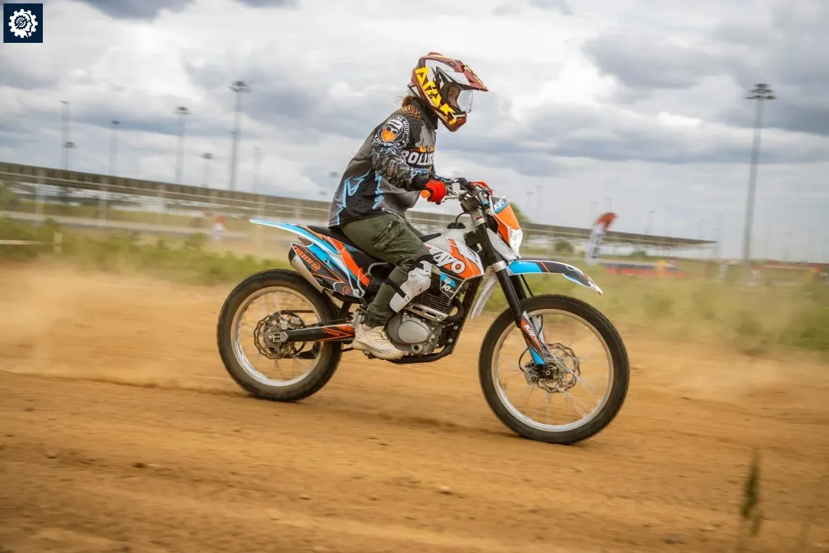 Геометрия и сиденье KAYO K1