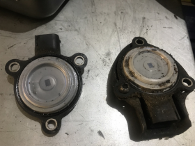 Замена Магнитного Датчика Положения Рейки на Автомобиле Варшавское шоссе 170Бс7