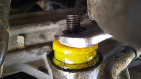 Замена Сайлентблоков Рулевой Рейки на Автомобиле Варшавское шоссе 170Бс7