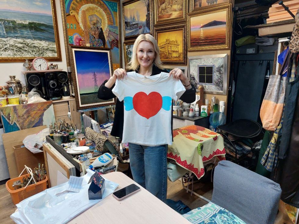 Мастер-класс по росписи футболки своими руками