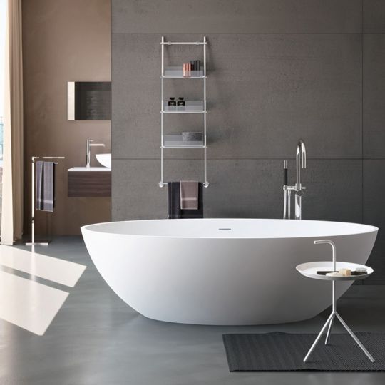 Отдельностоящая ванна Gruppo Treesse Carezza 180х85 V308BL с глянцевым покрытием