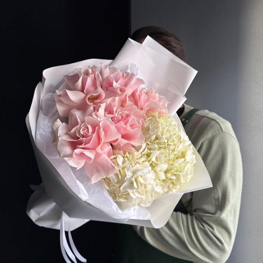 Букет "Музыка души"/французская роза/гортензия