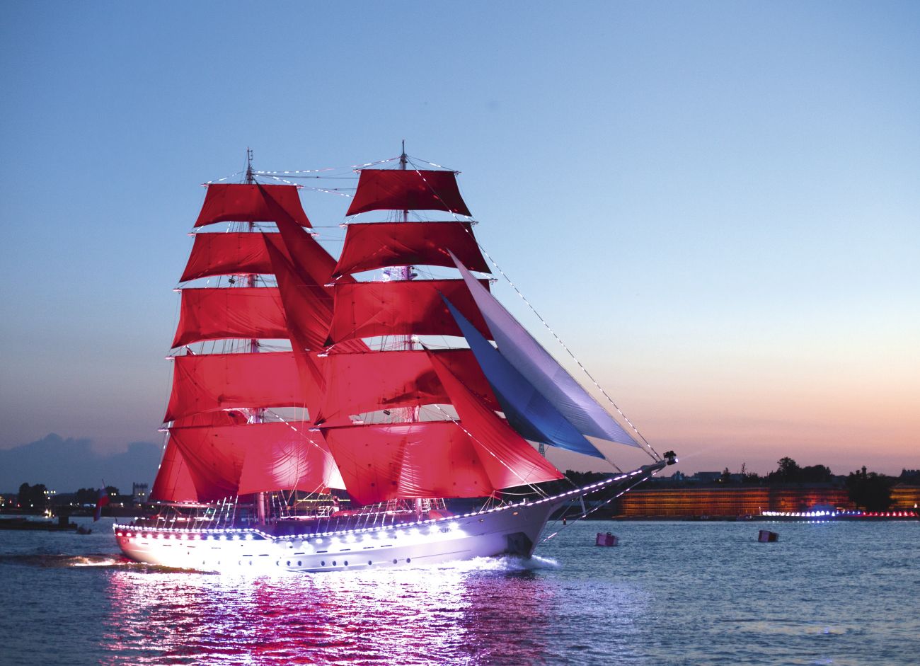 Алые паруса