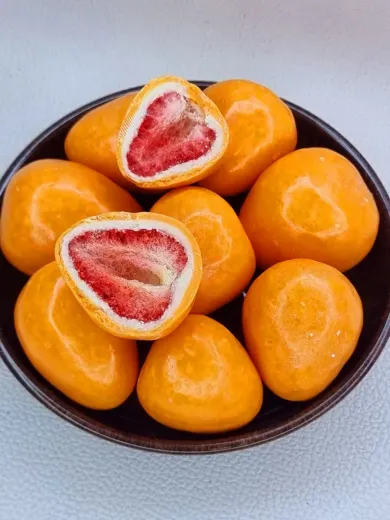 Клубника "OrangBERRY" сублимированная в шоколадной глазури