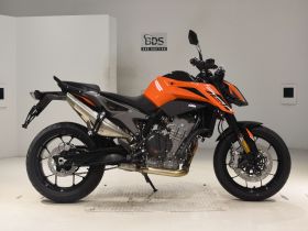 KTM 890DUKE