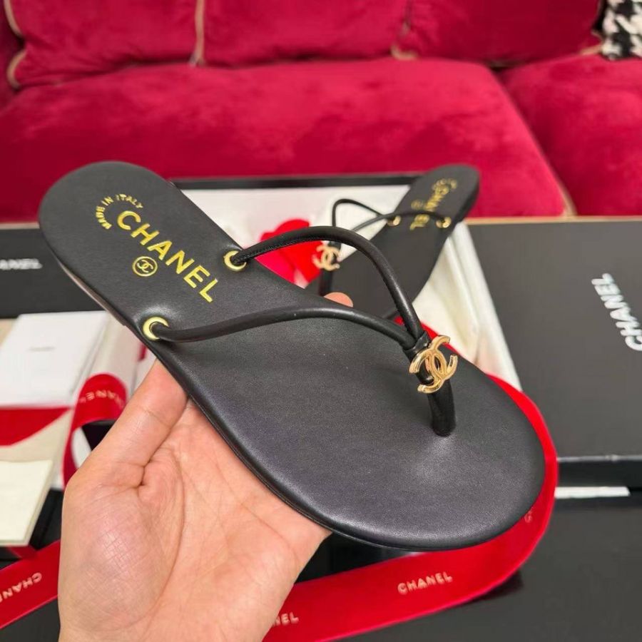 Шлепанцы CHANEL Premium