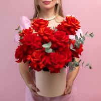 Французская роза 15шт в шляпной коробке (сорт Нина)