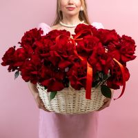 Французская роза 25шт (Эксплорер) в корзине размер L