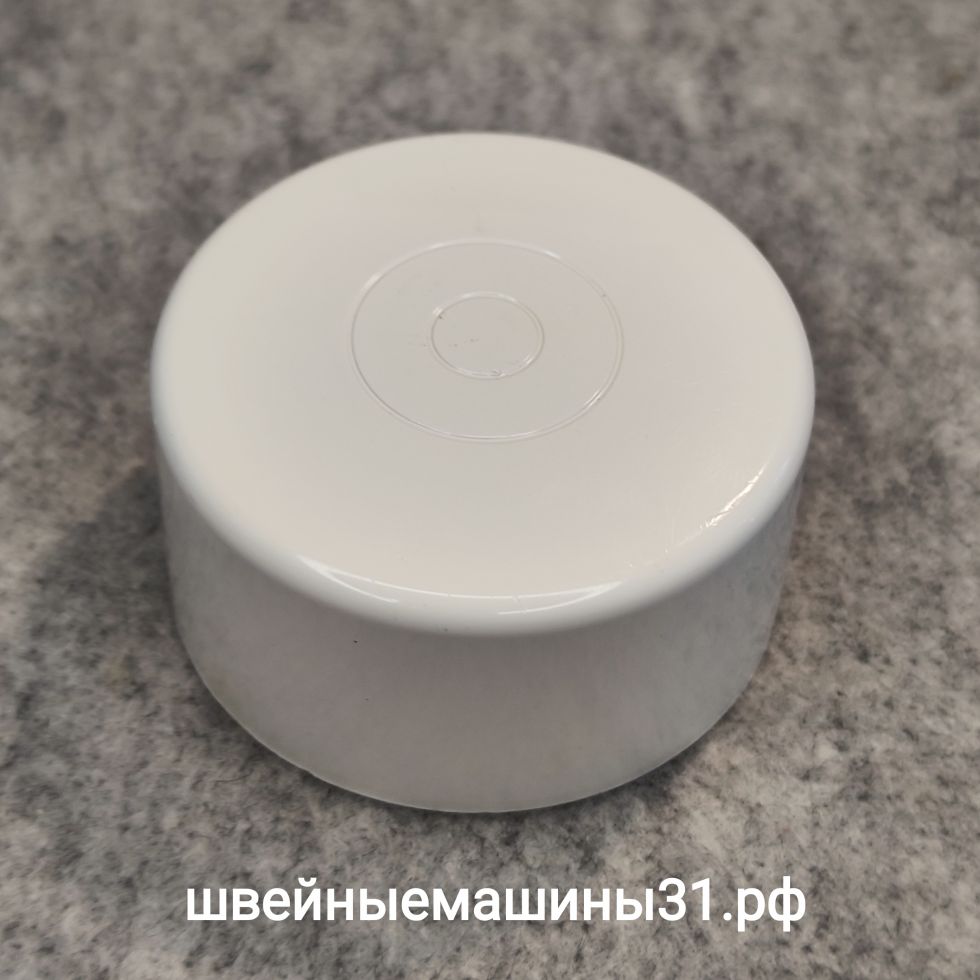 Маховое колесо Brother (уценка - царапины). Диаметр у основания 61,5 мм; диаметр под вал 8 мм; высота 31,5 мм.     Цена 300 руб.