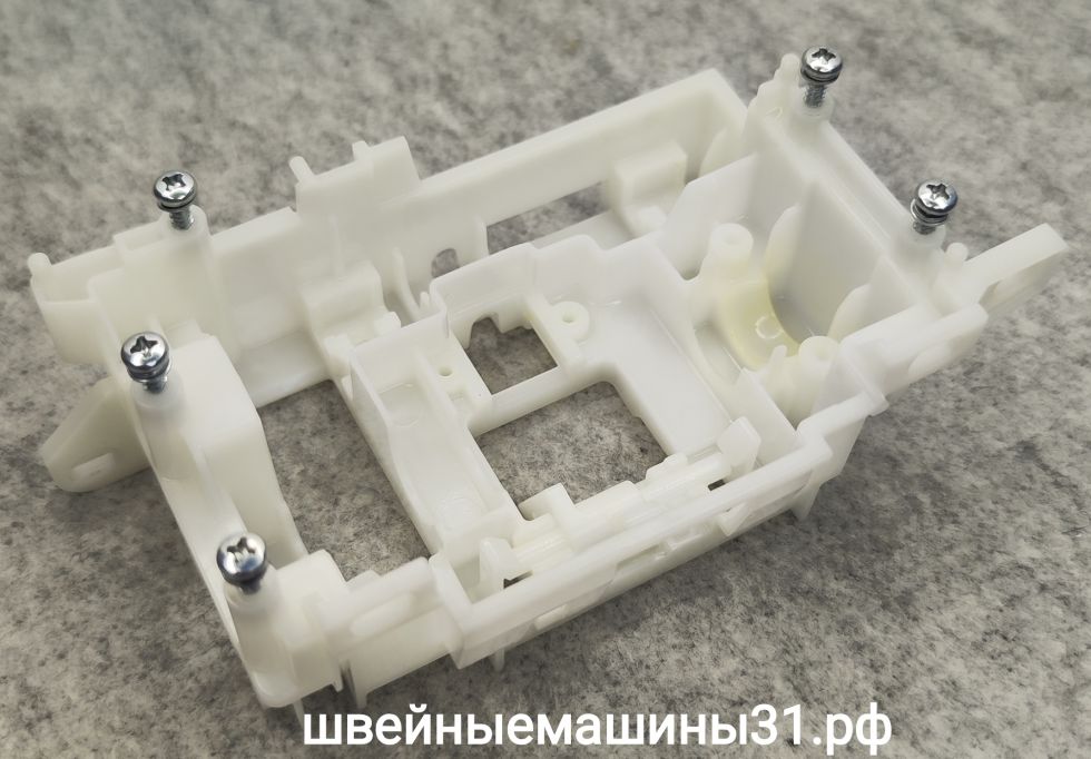 Основание челночного устройства и нижнего вала Brother LX 1400 и др.     Цена 330 руб.