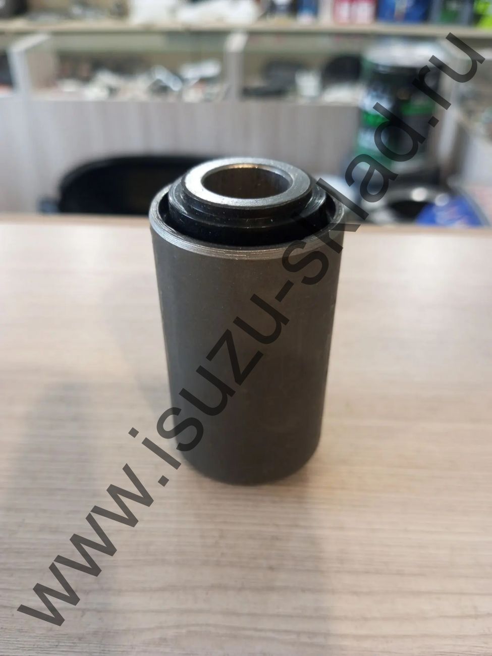 Сайлентблок задней рессоры передняя часть nqr71/75/90/npr75/nkr55/nlr85/nmr85/Богдан (18мм) полиурет