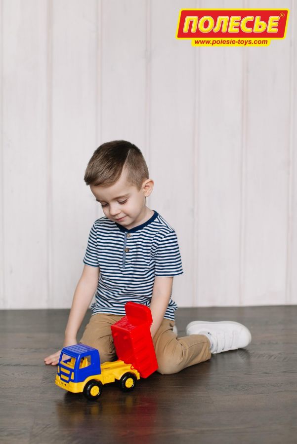 "Салют", автомобиль-самосвал (в коробке)