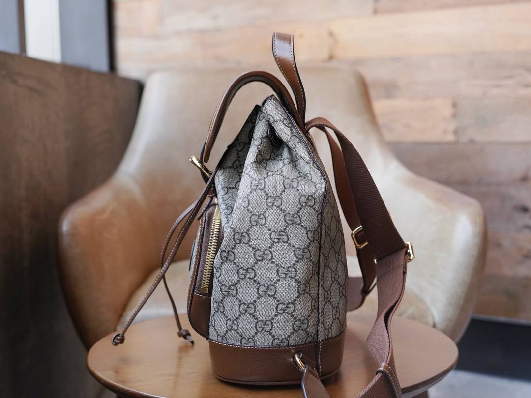 Рюкзак Gucci 26,5 x 30 x 13 cm