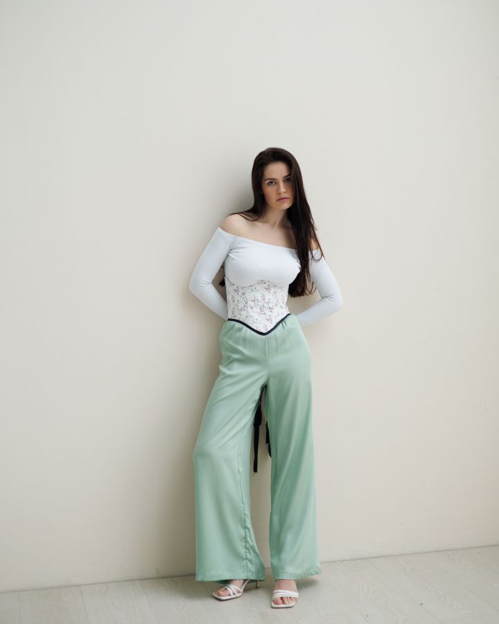 Двухсторонний подгрудный корсаж