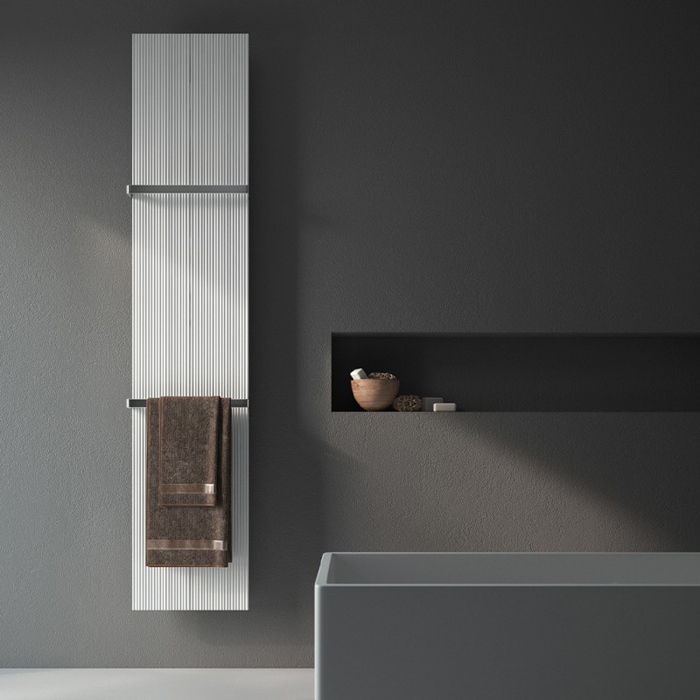 Изображение Полотенцесушитель Antrax Loft BATH 1  электрический 40,3x170H см, цвет: белый матовый