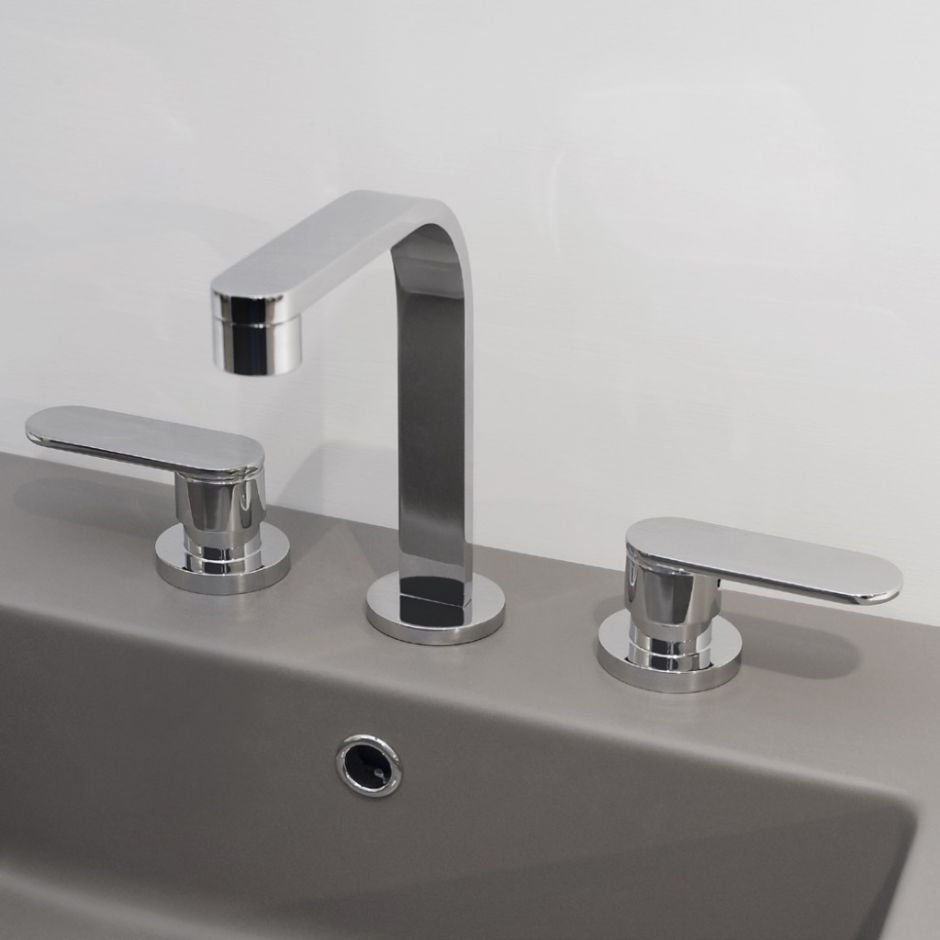 Изображение Смеситель Flaminia One Three-Holes Tap Basin Mixer