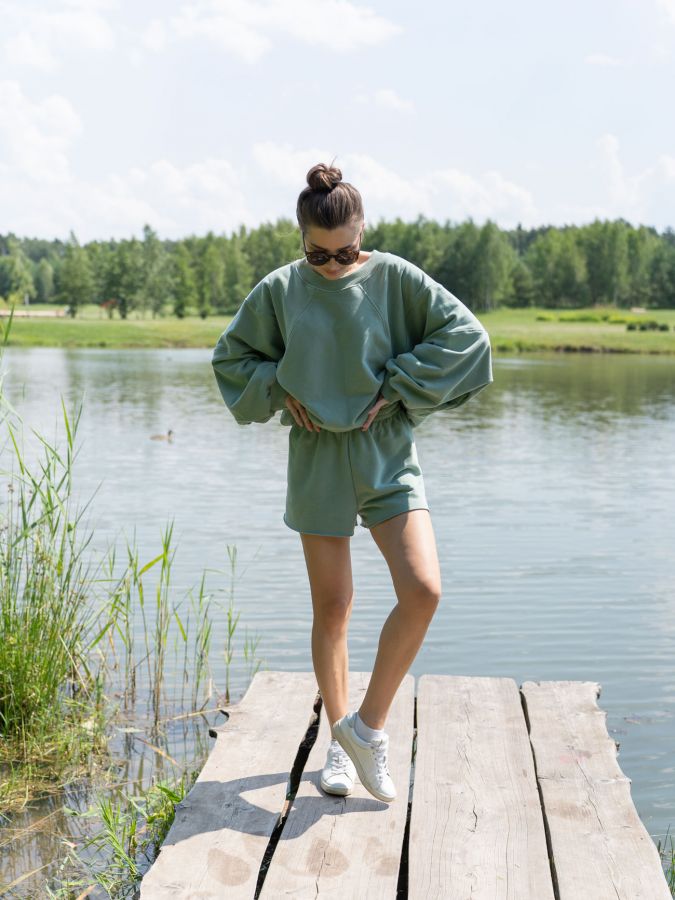 Шорты бесшовные полынь