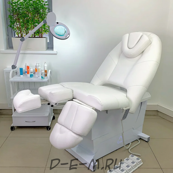Электрическое педикюрно-косметологическое кресло АтисМед "Гранд" с РУ Минздрава, 3 мотора