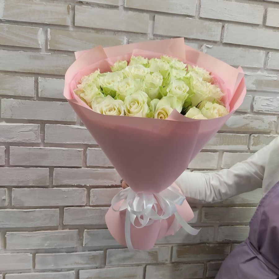 Букет белые розы от 25шт