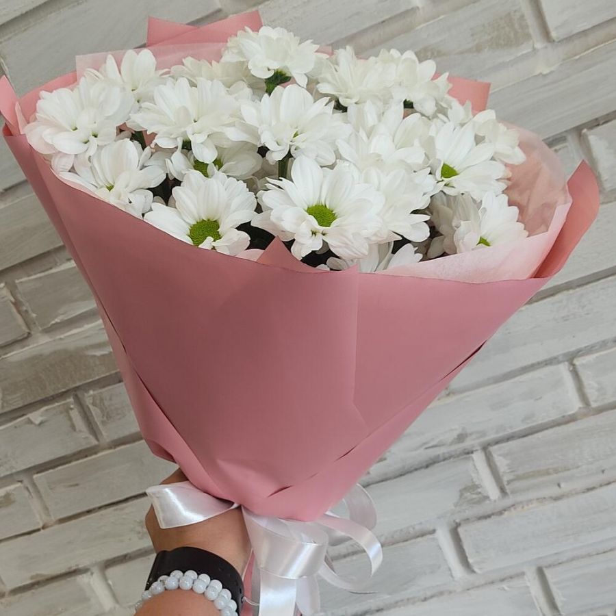 Букет белых хризантем