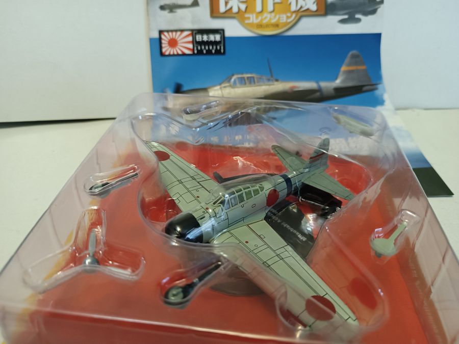 Японский истребитель  Mitsubishi A6M2a  Zero   в масштабе 1/72 IXO-DEAGOSTINI