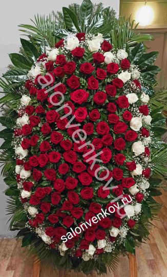Элитный траурный венок из живых цветов №120, РАЗМЕР 100см,120см,140см,170см